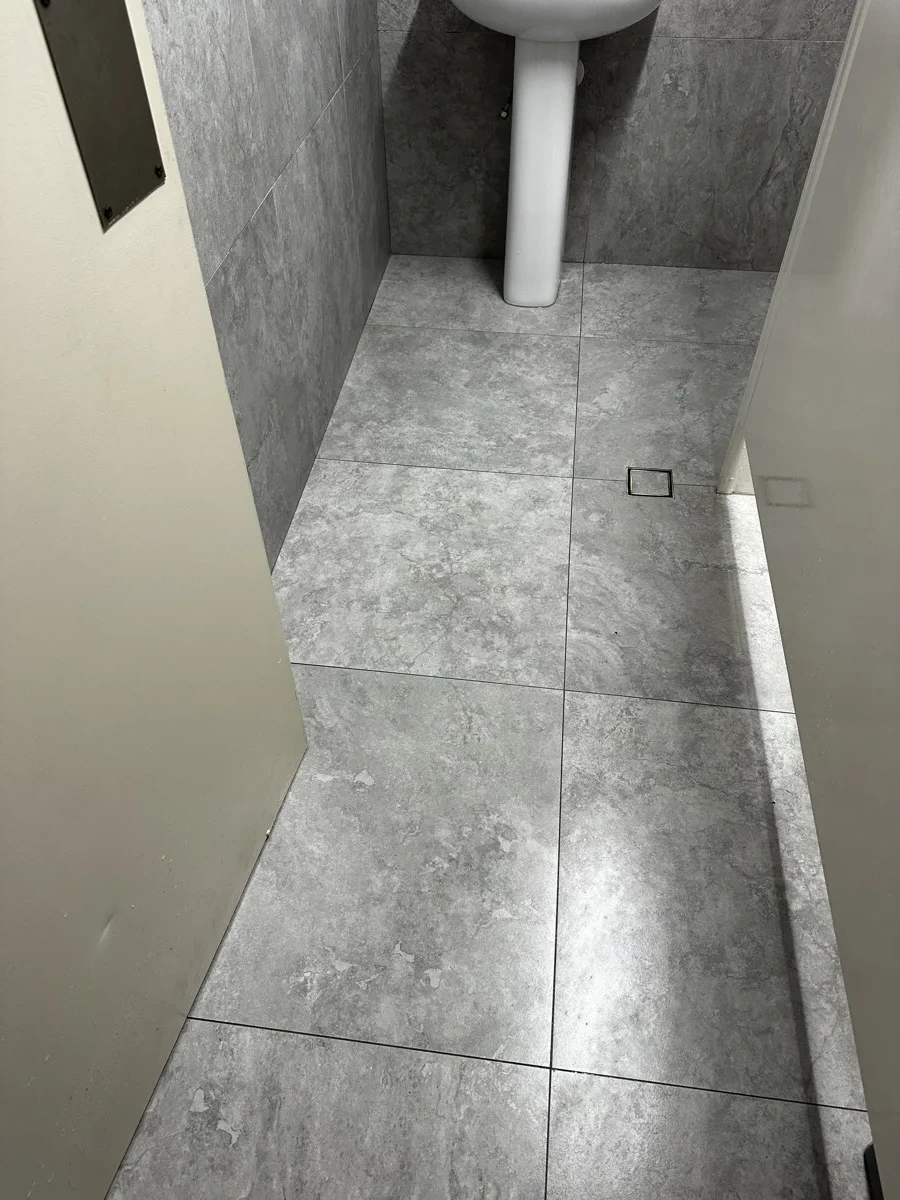 Detailed bathroom tile cleaning Perth spring clean service