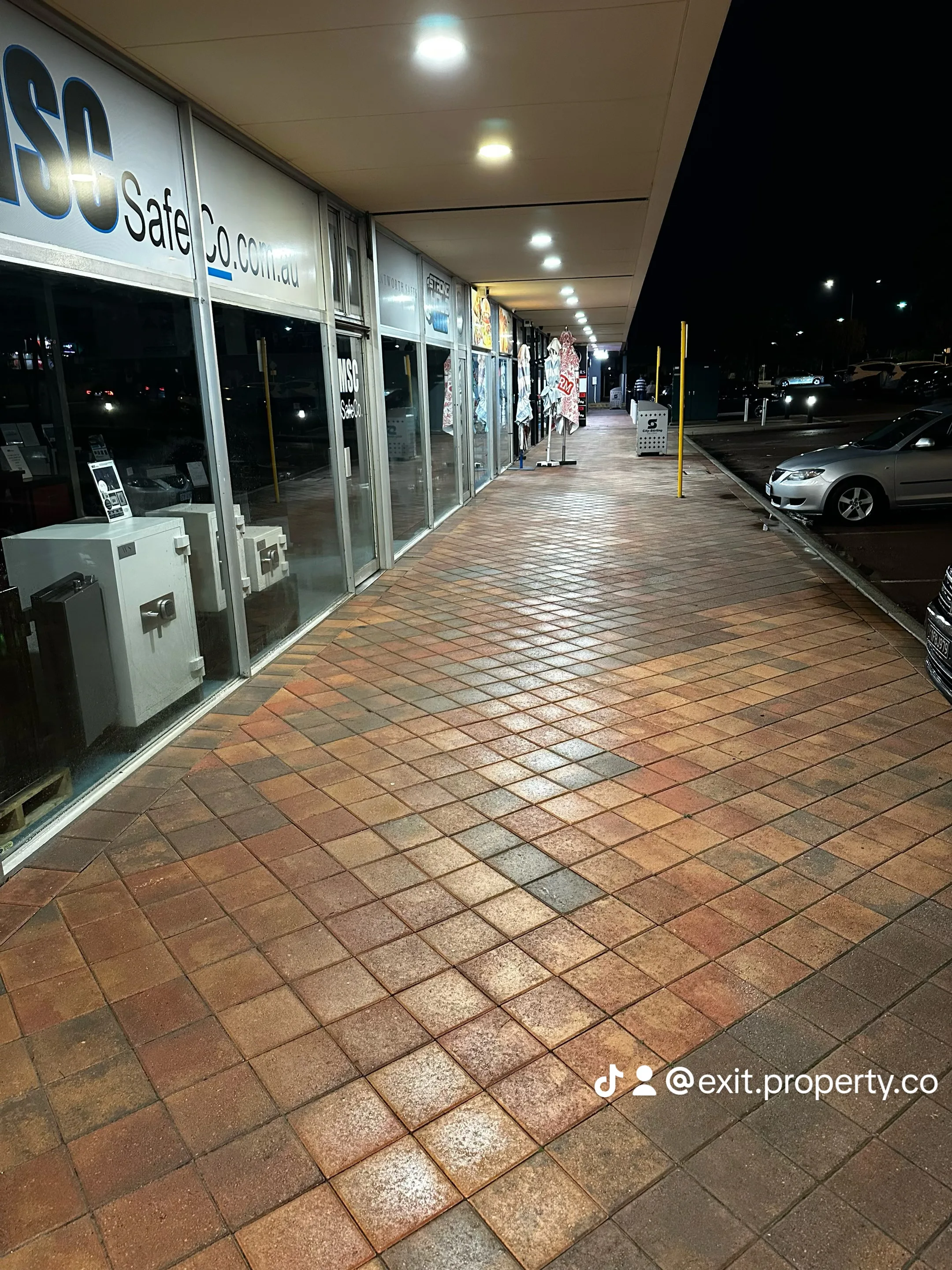 Clean strata building exterior Perth body corp cleaning
